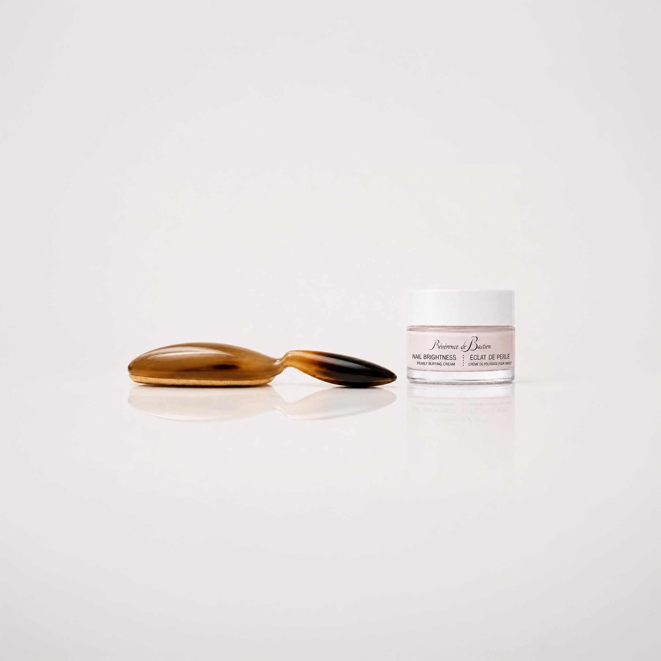 Ongles brillants naturels